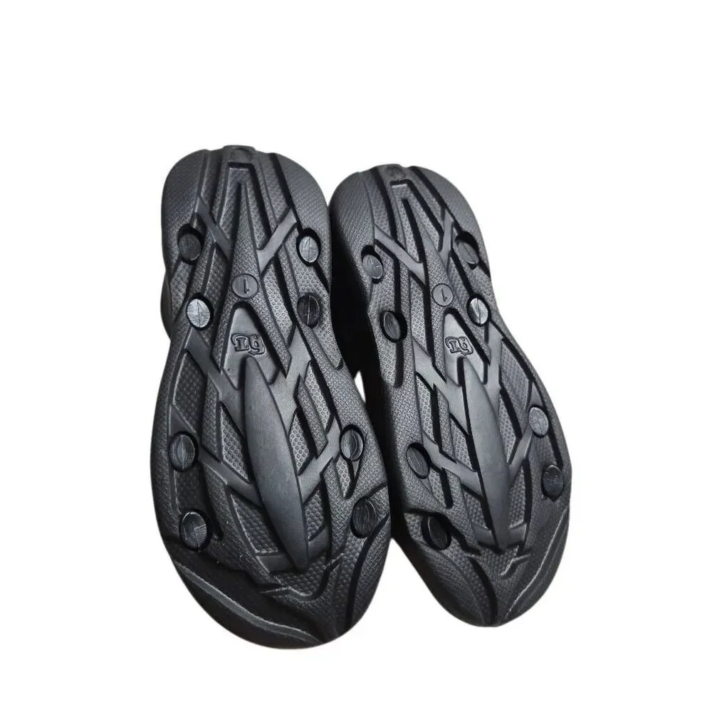 Boy water sandals shoes 1